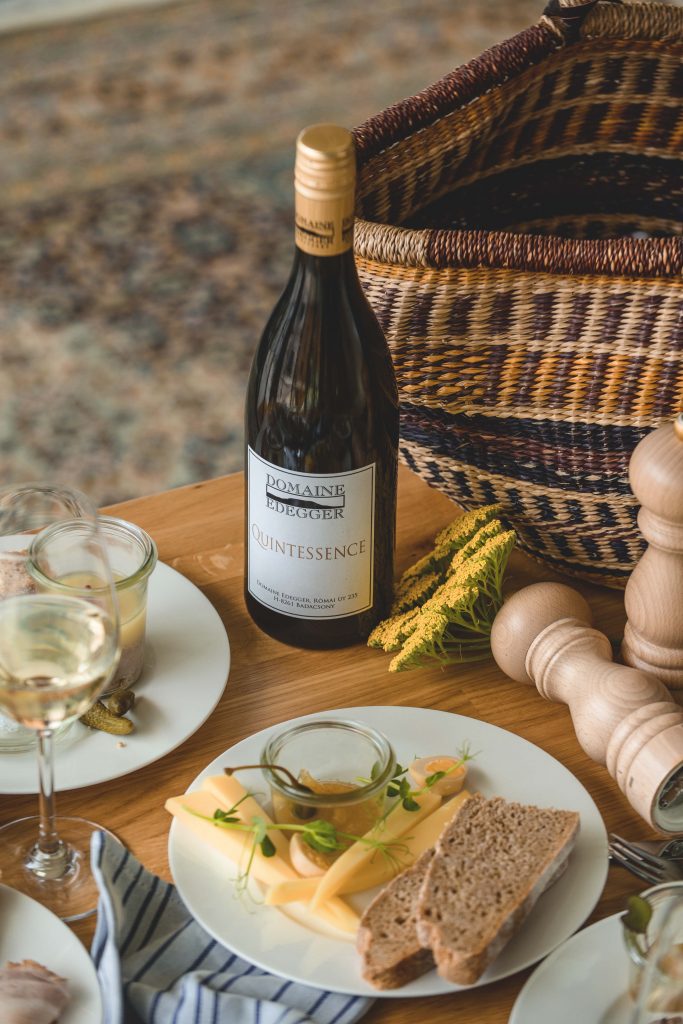 quintessence_cheese_plate white wine quintessence with a cheese plate